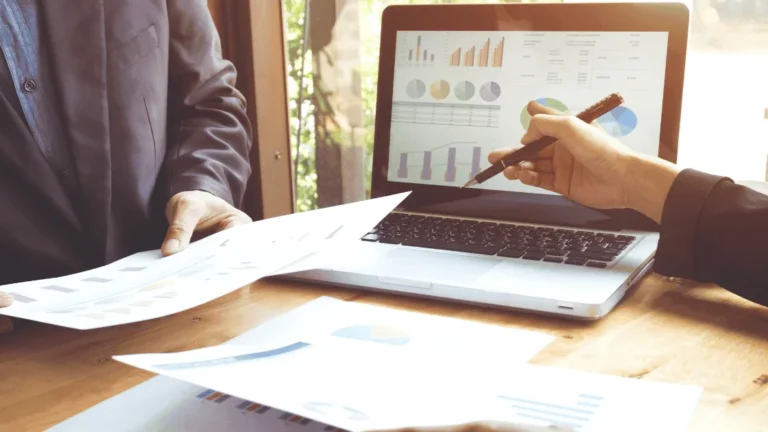 Thumbnail image for blog on Why Select Only Professionals While Outsourcing Accounts Receivable Services?