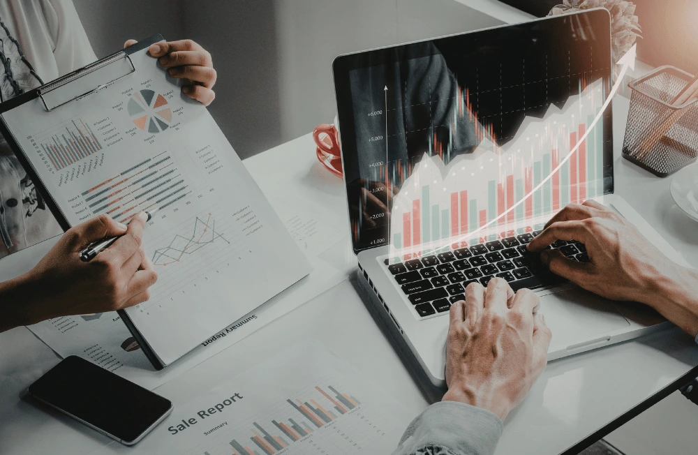 From Manual to Data-Driven: How BPO Transforms European F&A Teams